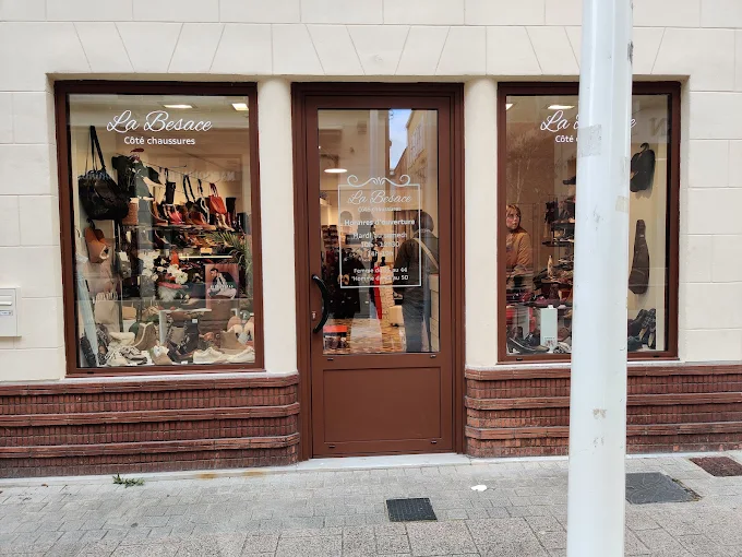 La besace - côté chaussures