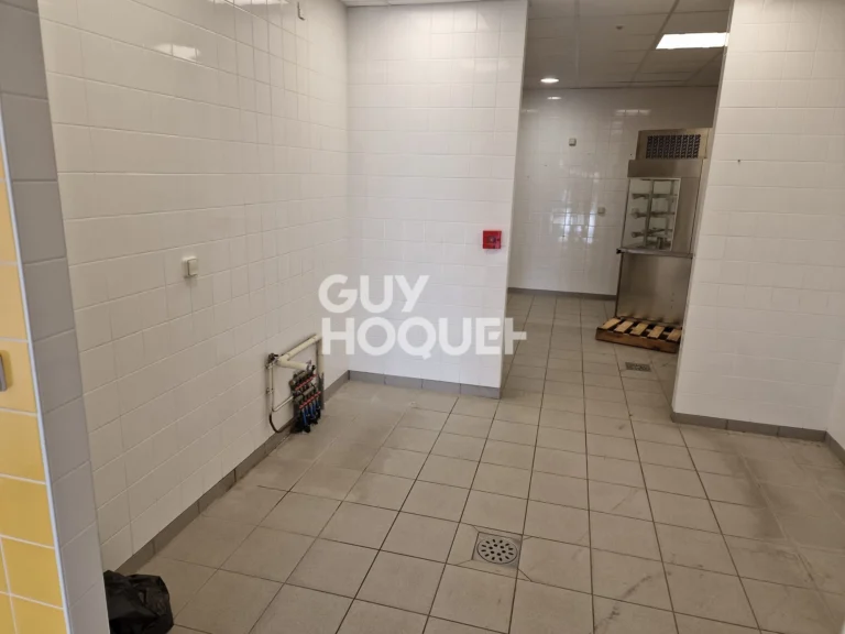 Local commercial de 206,35 m² à Châlons-en-Champagne, photo 14