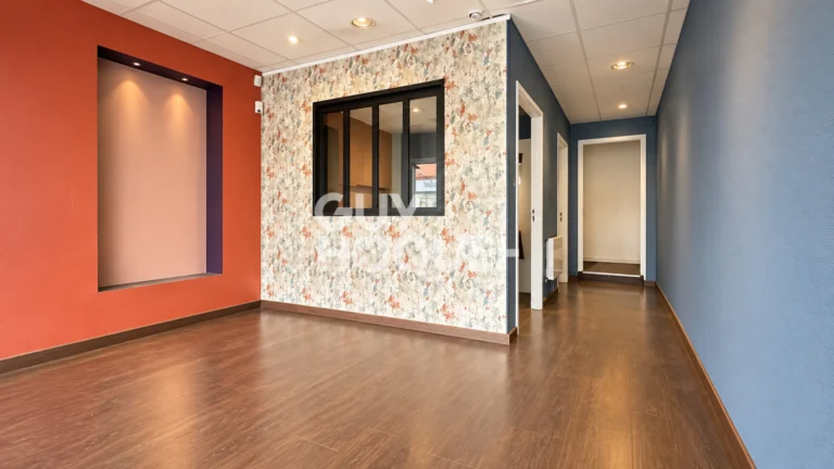 Local commercial de 91 m² à Châlons-en-Champagne