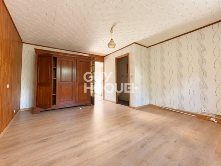 Maison 5 pièces de 135 m² avec terrain de 570 m² à Fagnières, photo 3