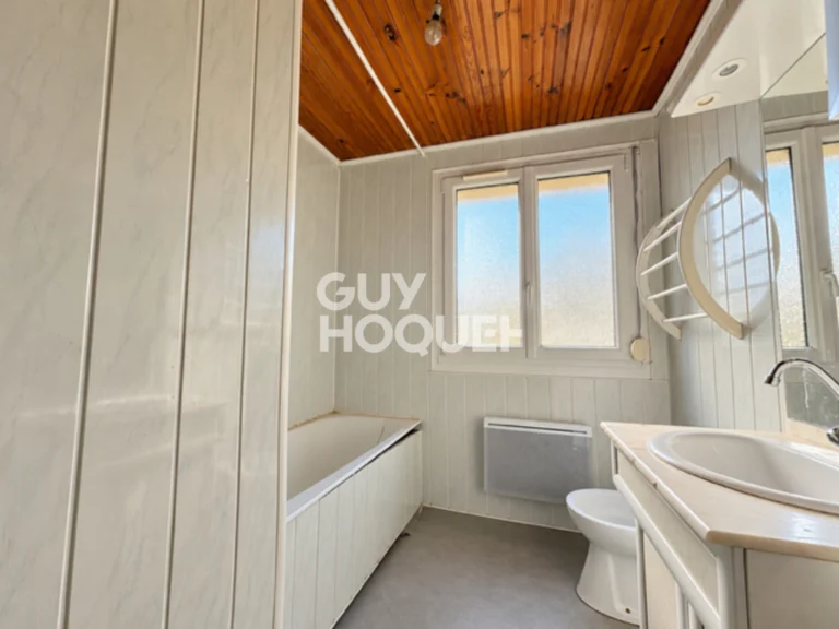 Maison 5 pièces de 135 m² avec terrain de 570 m² à Fagnières, photo 7