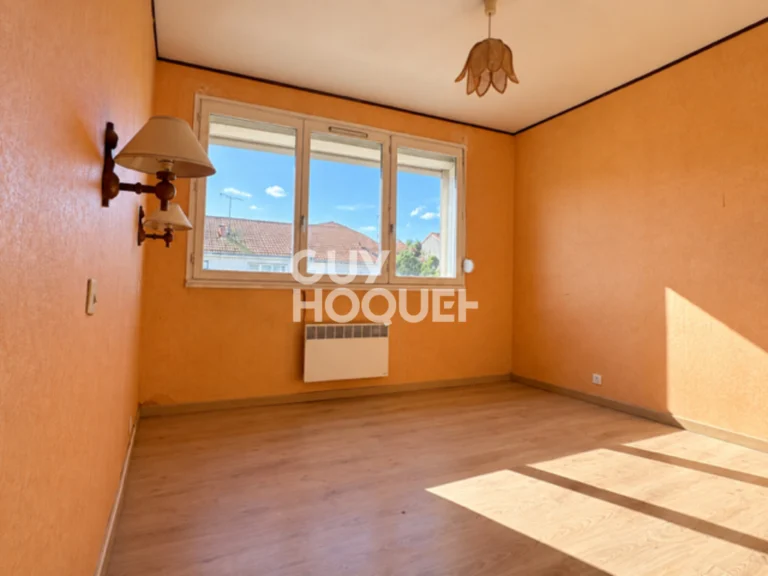 Maison 5 pièces de 135 m² avec terrain de 570 m² à Fagnières, photo 8