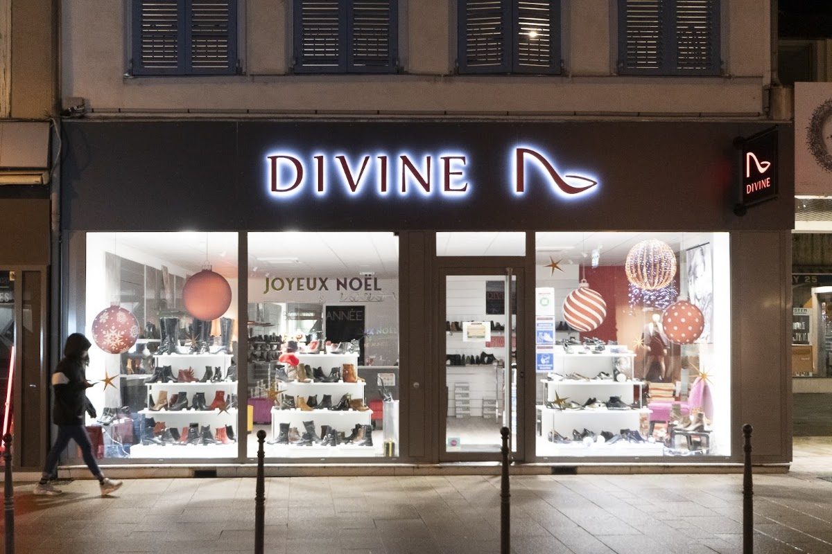 Divine